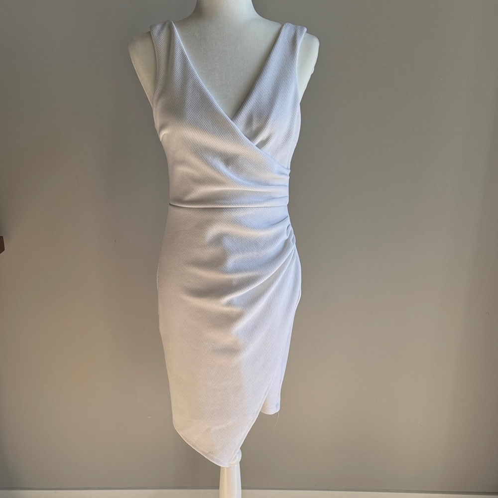 Bisou Bisou Asymmetrical White Dress